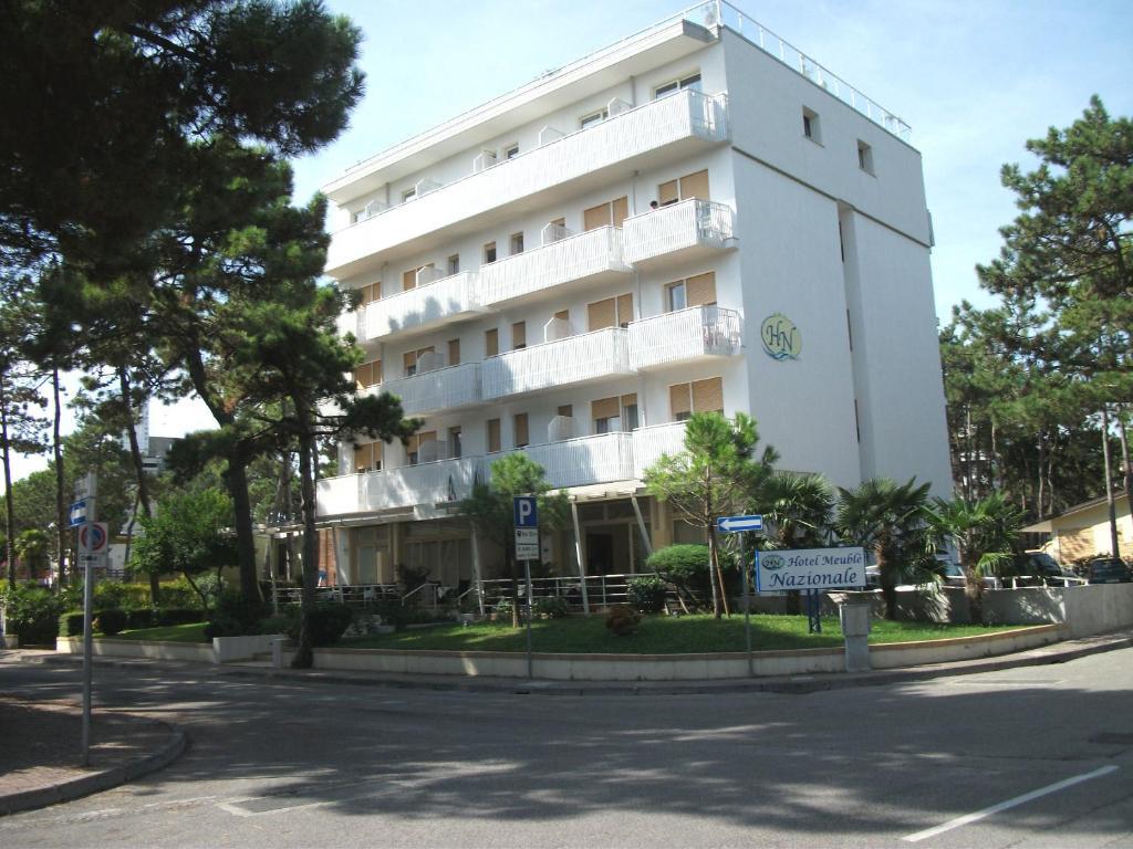 Hotel Meuble Nazionale Lignano Sabbiadoro Exterior foto